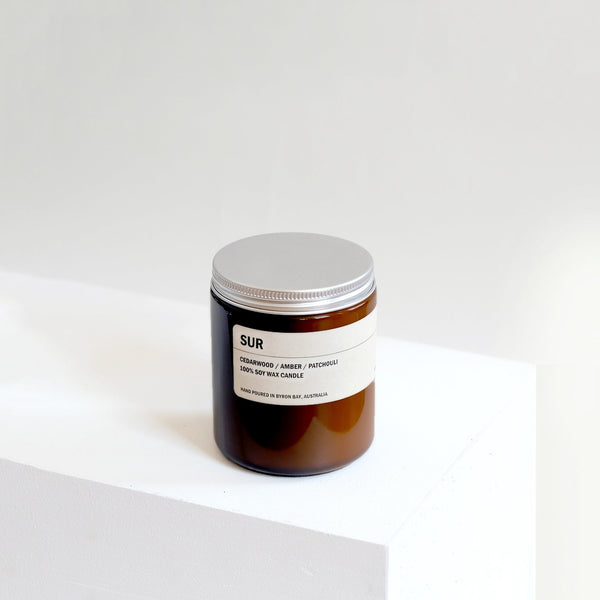 SUR: CEDARWOOD / AMBER / PATCHOULI SMALL AMBER CANDLE 250G